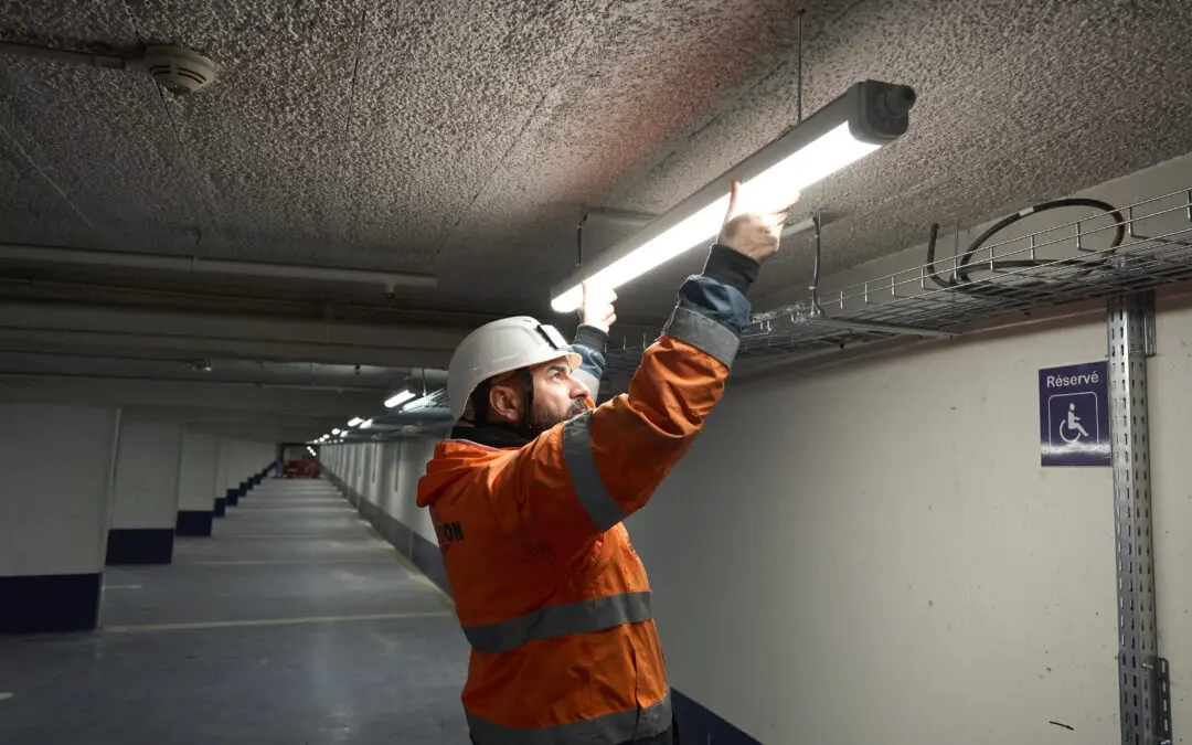 Ré-éclairage d&rsquo;un parking à porte de Versailles – SAEMES